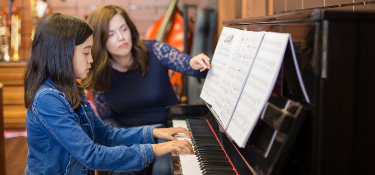 6 Reasons Why You Need a Piano Teacher